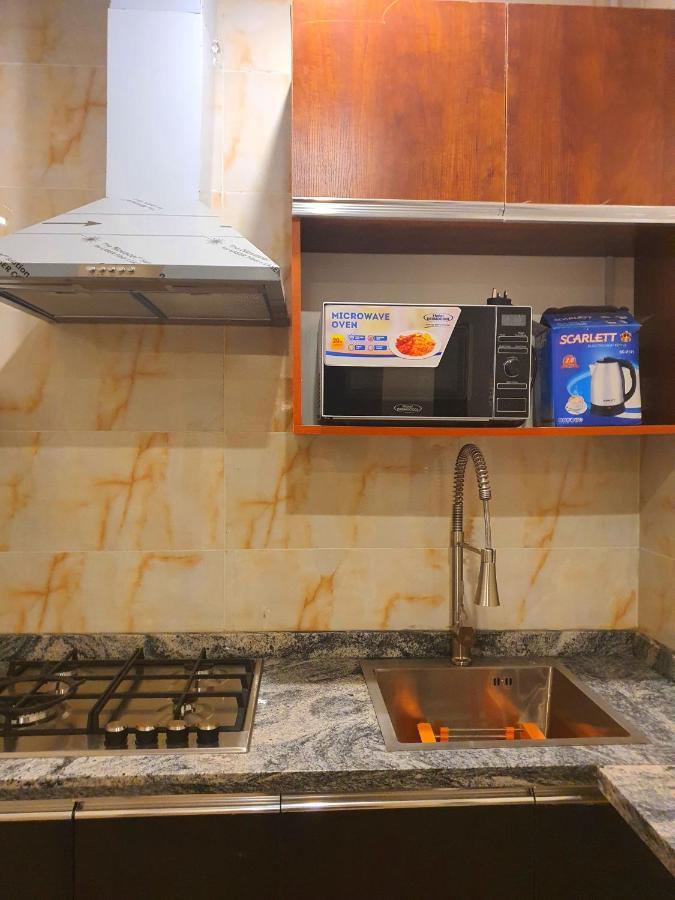 Greys House 19 Airport Hotel Абуджа Екстер'єр фото